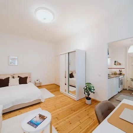 Apartment Cozy In Schoneberg - Perfect & Quiet Location